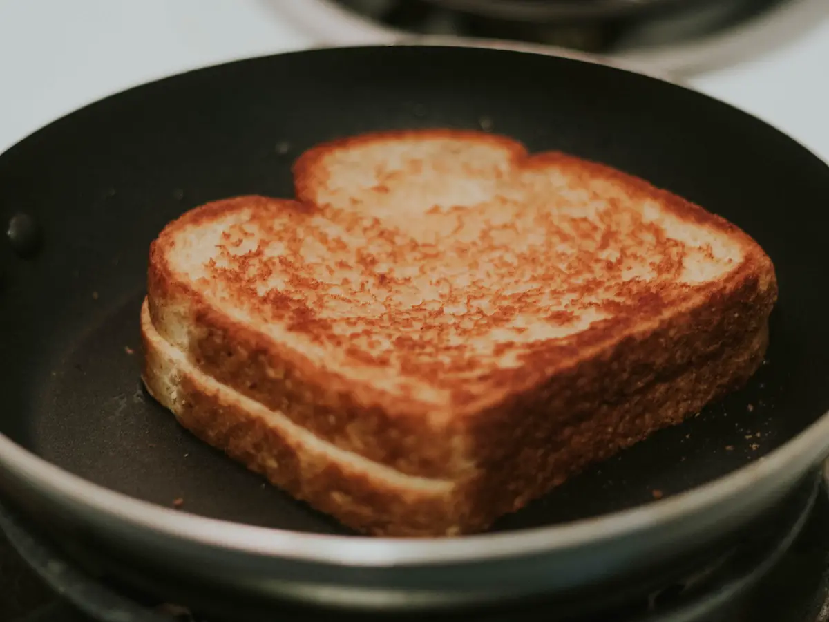 French toast in a pan. Credit: Unsplash