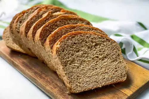 Цельнозерновой хлеб.