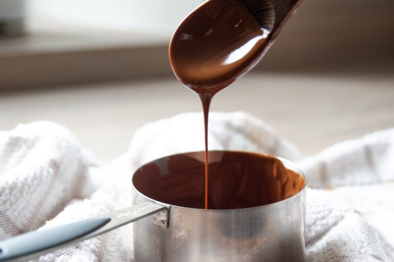 Fudge sauce into a sauce pan.