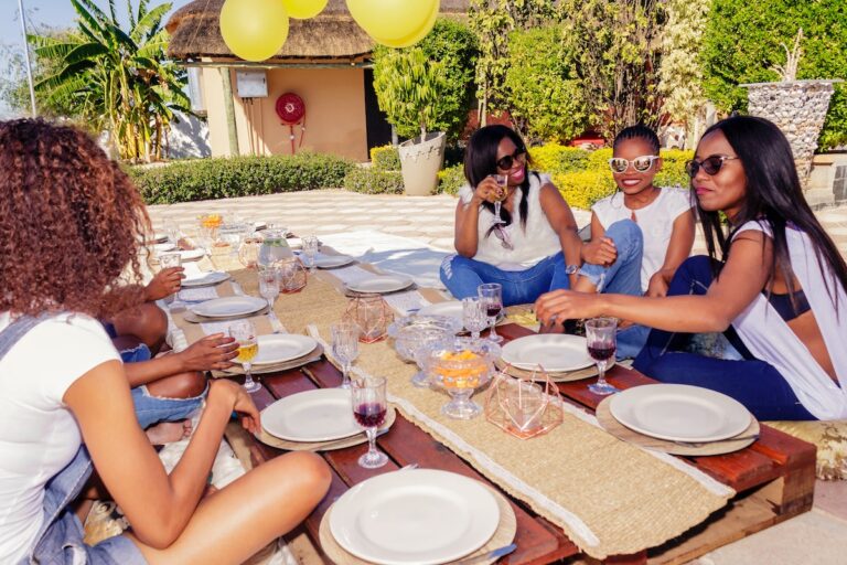 Eating, drinking and socialising outside. Credit: Unsplash