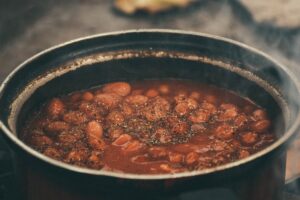 Reheating baked beans. Credit: Unsplash