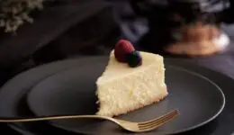 Cheesecake granuloso.