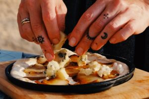 Pizza pan prep.