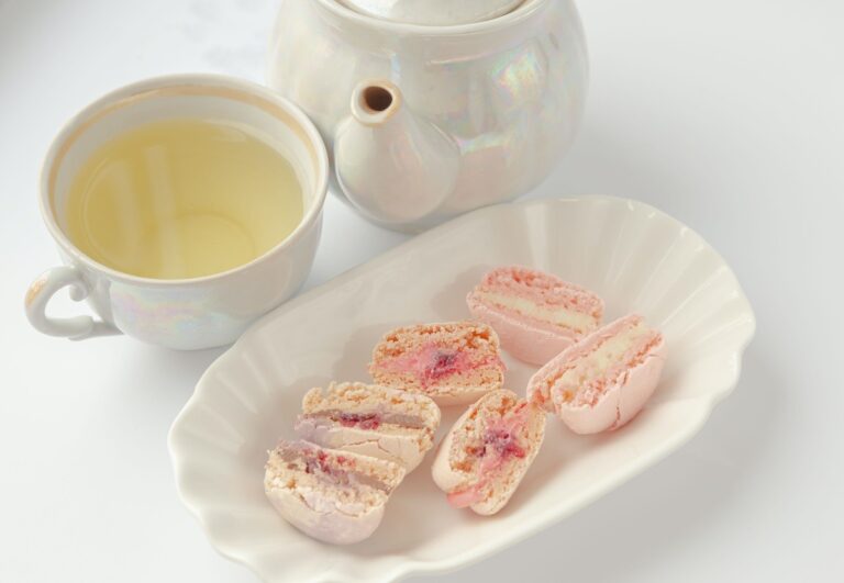 What Does White Tea Taste Like?